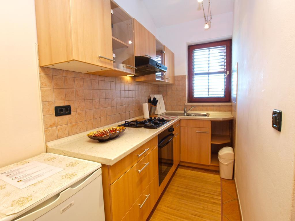 Apartments Voltica 1049 Ровинь Экстерьер фото