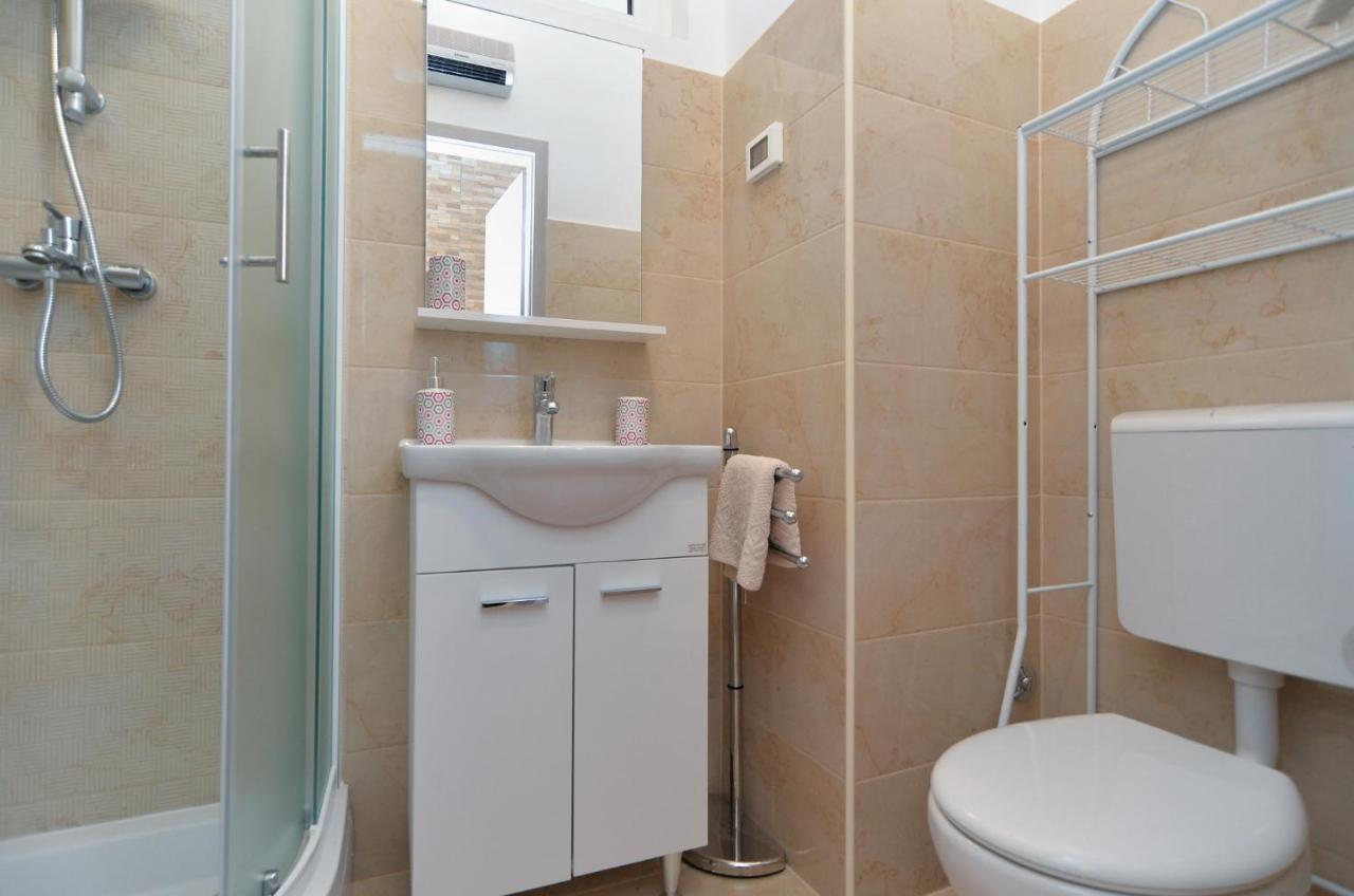 Apartments Voltica 1049 Ровинь Экстерьер фото