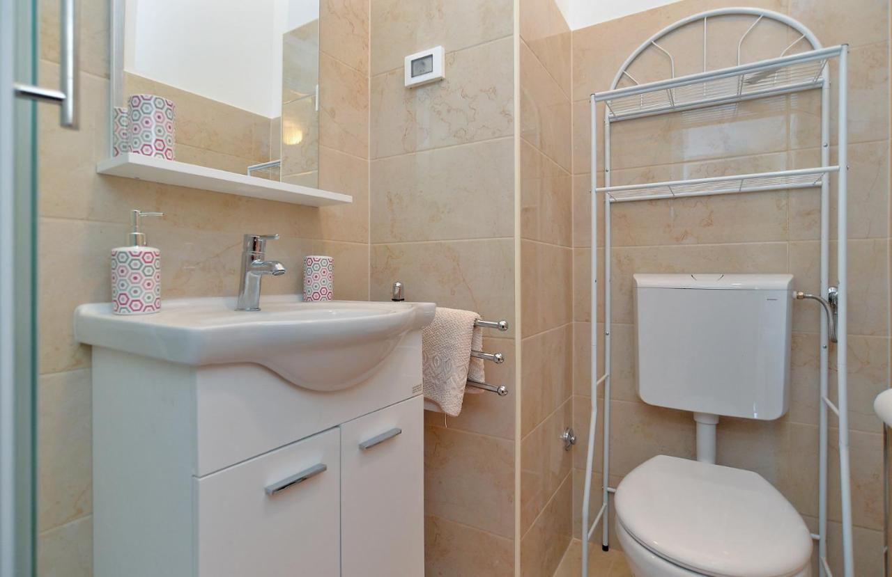 Apartments Voltica 1049 Ровинь Экстерьер фото